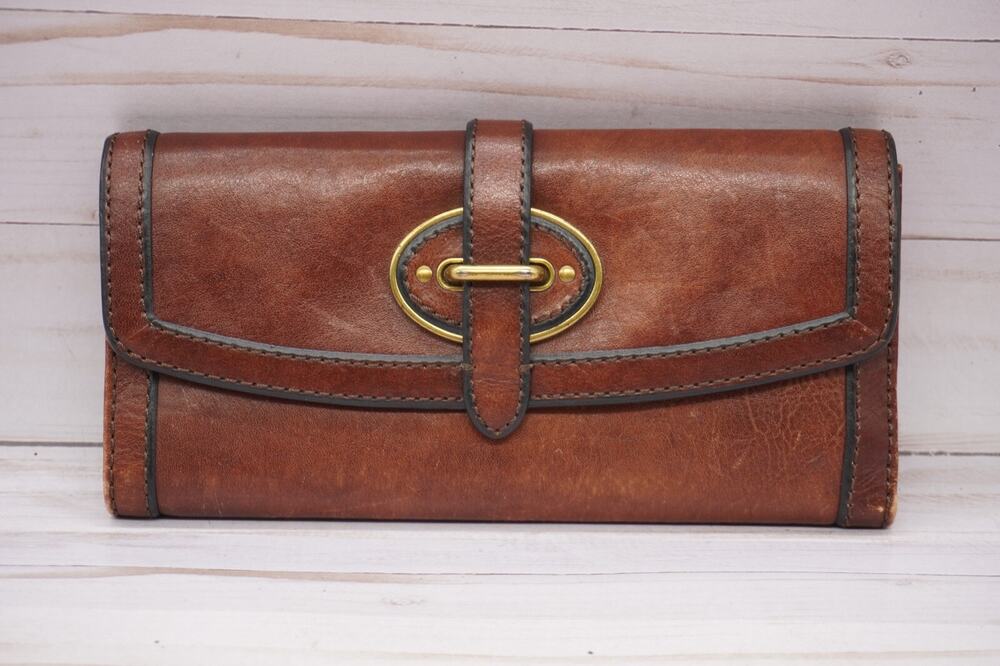 Fossil Vintage Revival Reissue Leather Clutch Brown Wallet